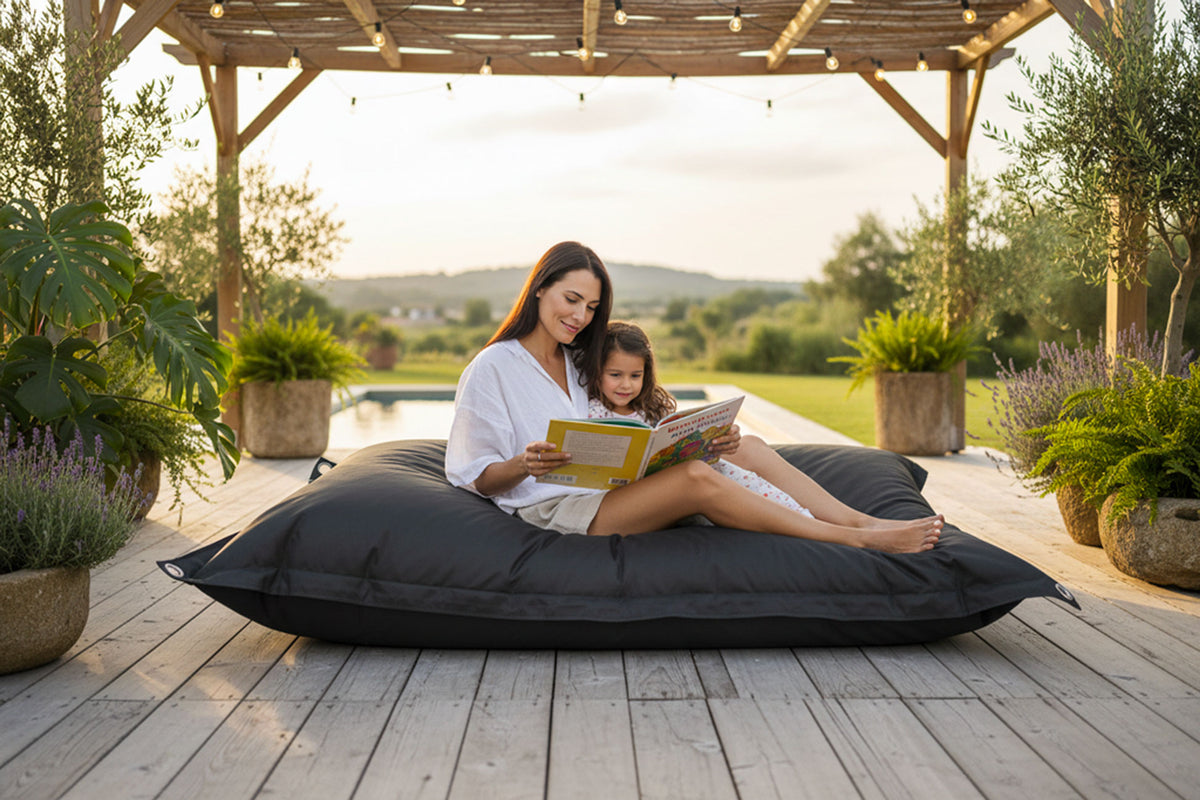 Pouf Extérieur Noir IRON RAW, grand pouf XXL 170 x 130 cm en extérieur, détente confortable sur terrasse