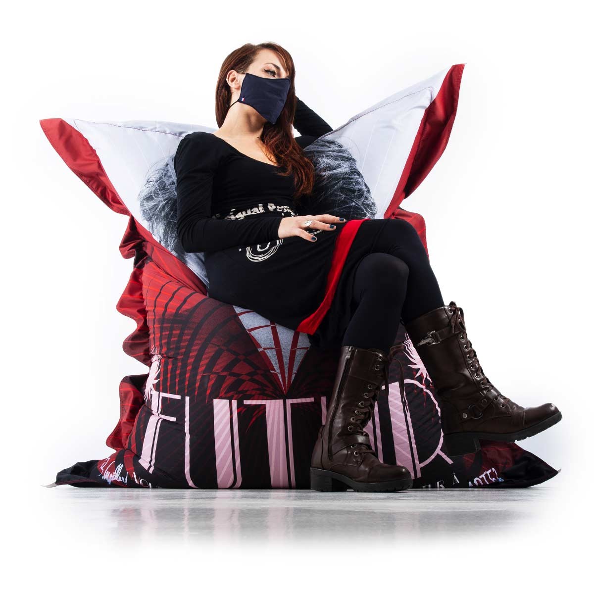 Alt Tag: Pouf Géant ART52® - Futur : pouf géant imprimé, série limitée, œuvre signée Benjamin Cupillard