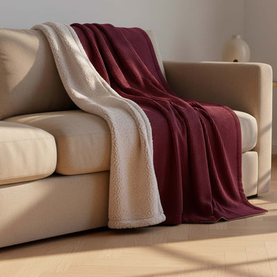 Cordvelours-Kuscheldecke Kirsche Wendedesign Sherpa – 180×140 cm