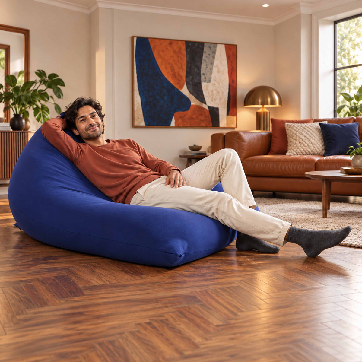 Pouf géant berlingot bleu marine stretch intérieur, pouf confortable en forme de berlingot pour détente dans le salon
