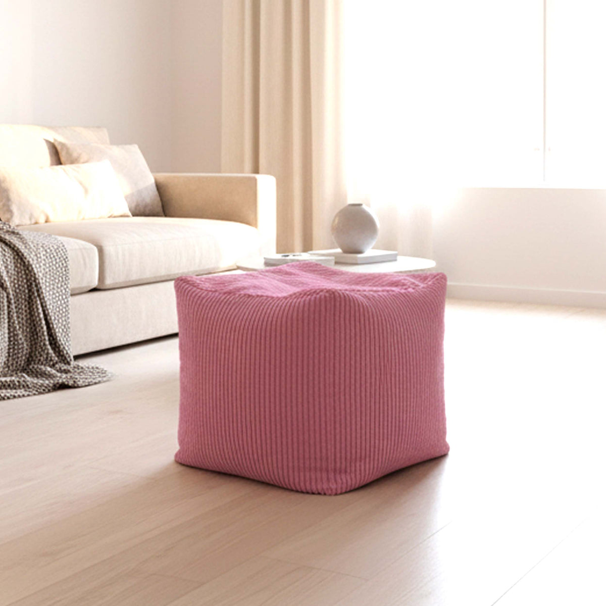 Pouf Cube Velours Côtelé Rose carré en velours côtelé, coloris rose, pour assise ou repose-pieds, style moderne salon