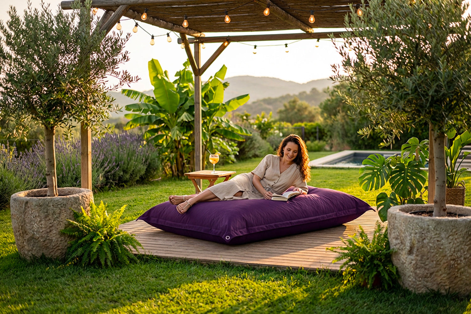 Outdoor Pouf Eggplant IRON RAW