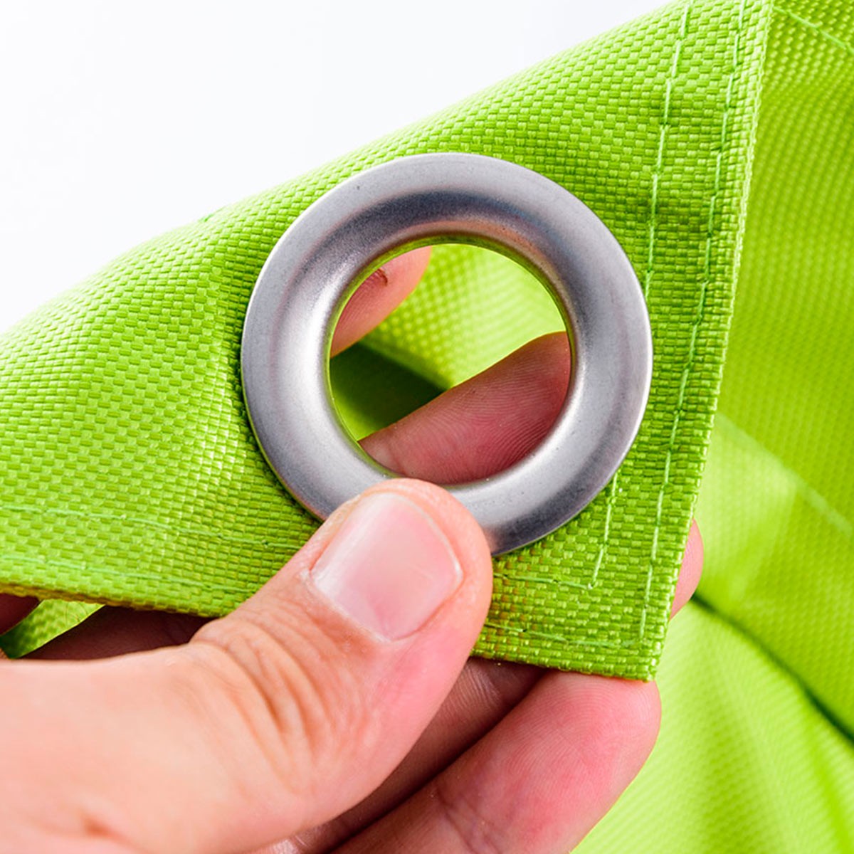 Pouf Extérieur Vert Lime IRON RAW - détail de fixation pour pouf géant biG52, tissu vert lime résistant