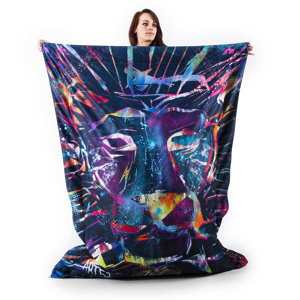 Pouf Géant ART52® - Lion Graf, tissu imprimé œuvre “Lion Graf” Benjamin Cupillard, série limitée signée