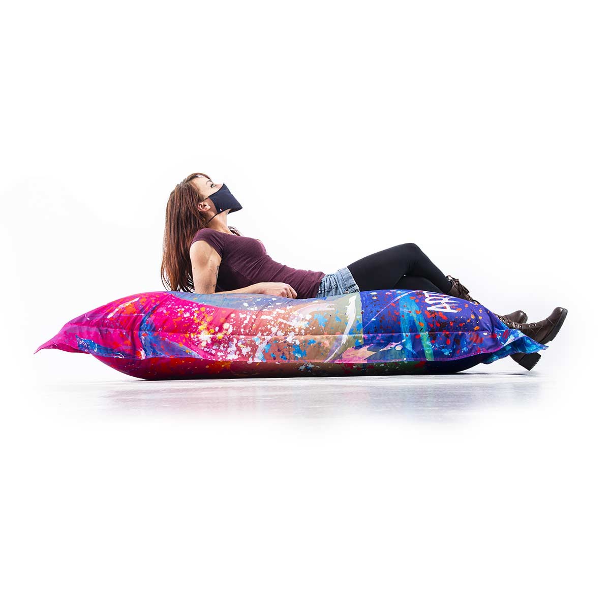 Pouf Géant ART52® - Vanité Multicolore, coussin géant multicolore imprimé haute qualité, série limitée signée Benjamin Cupillard