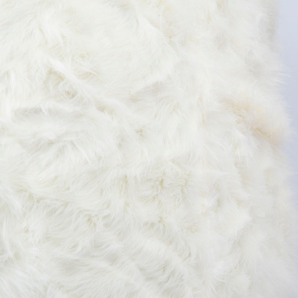 Pouf Géant Rond XXL Fourrure Blanc - tissu fourrure poil long blanc, texture douce et cosy pour décoration intérieure