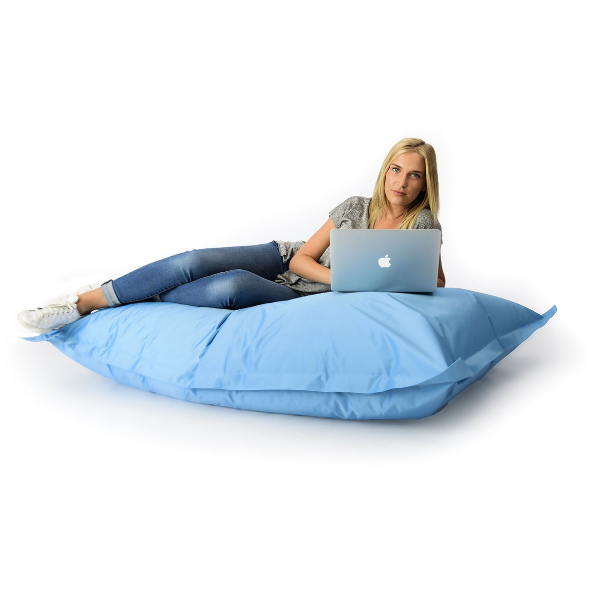 Pouf Géant XL Bleu Ciel, grand pouf XXL bleu ciel pour salon, chambre ou jardin, assise confortable