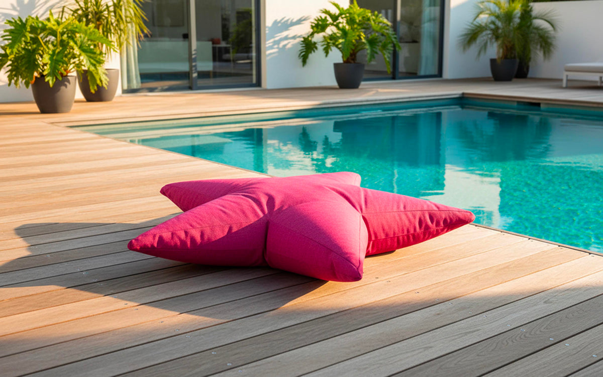 Pouf Piscine, Étoile de Mer Rose : pouf en forme d’étoile près de la piscine, style océan et confort pour terrasse