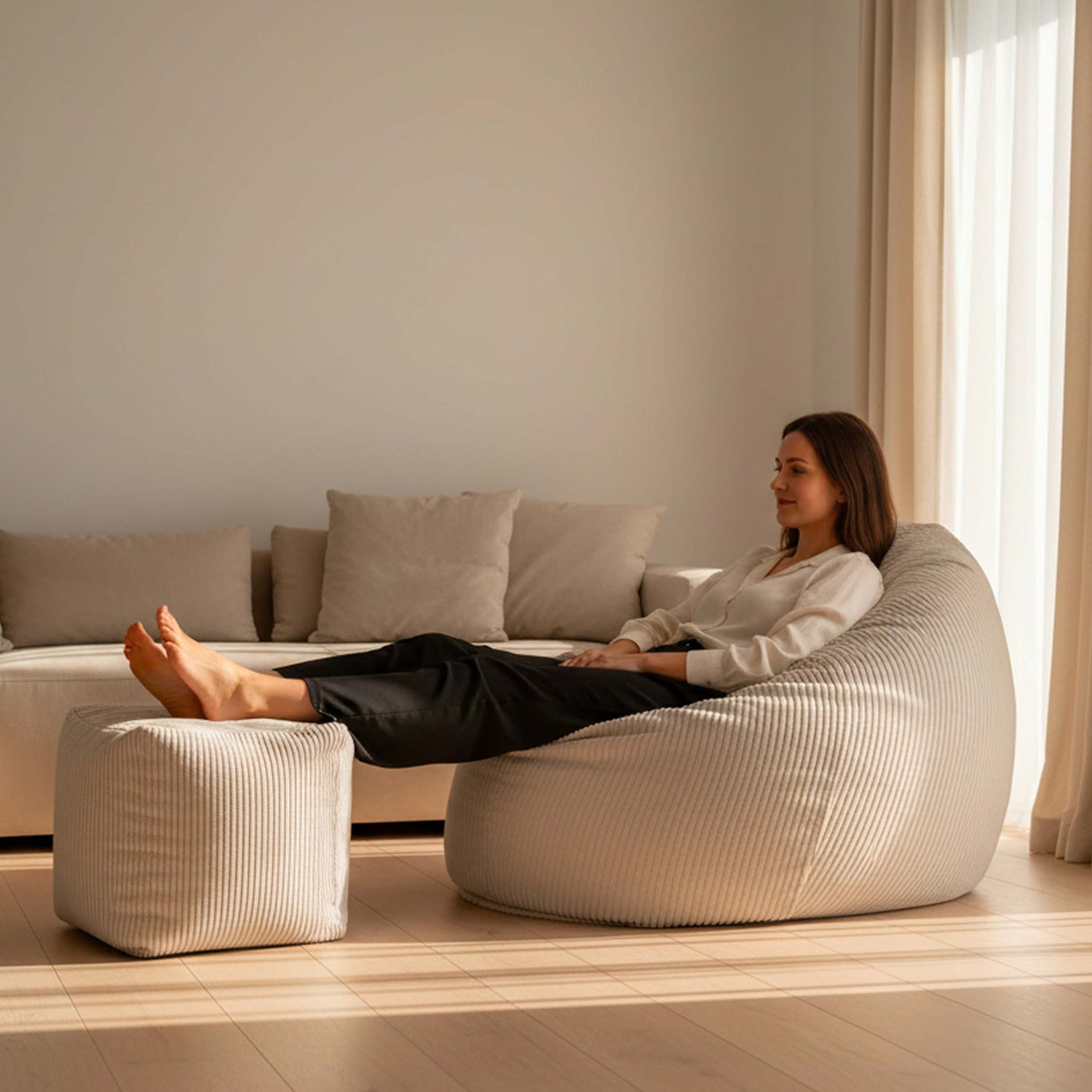 Samt-Cord Würfel-Pouf Beige