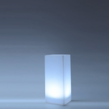 Mehrfarbige LED-Lichtsäule - QUADRAT 80 cm