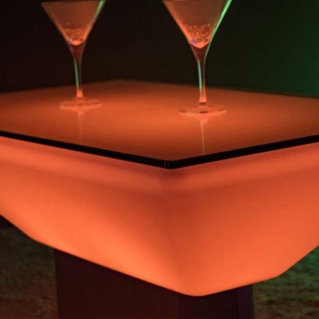 Mehrfarbiger LED beleuchteter Couchtisch - Stahlquadrat