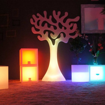 Mehrfarbiger LED-Lichtbaum