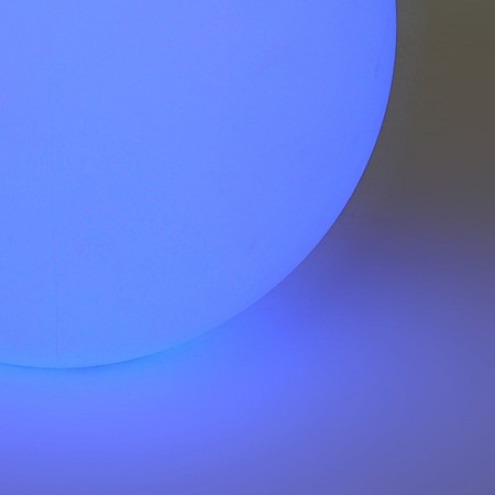 Mehrfarbiger LED-Lichtball - 20 cm