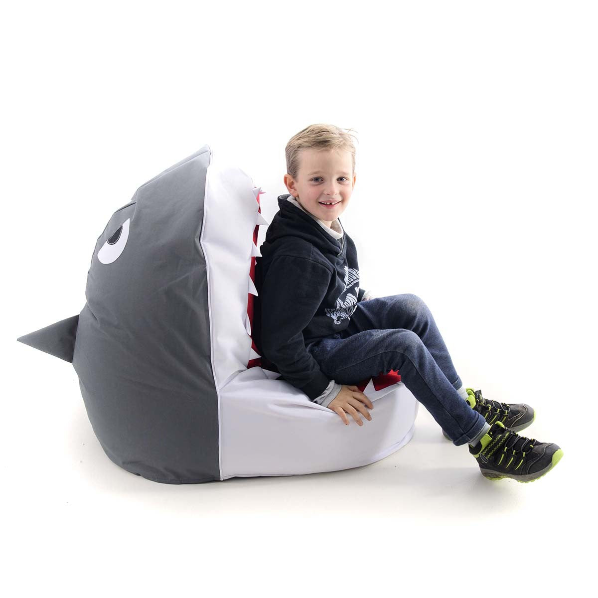 Pouf Enfant Design Requin Blanc Big52 en forme de requin gris/blanc pour jouer et s’asseoir, tissu ultra résistant
