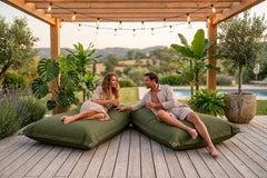 Pouf Extérieur Kaki IRON RAW XXL 170x130 cm pour terrasse, détente cosy sous pergola