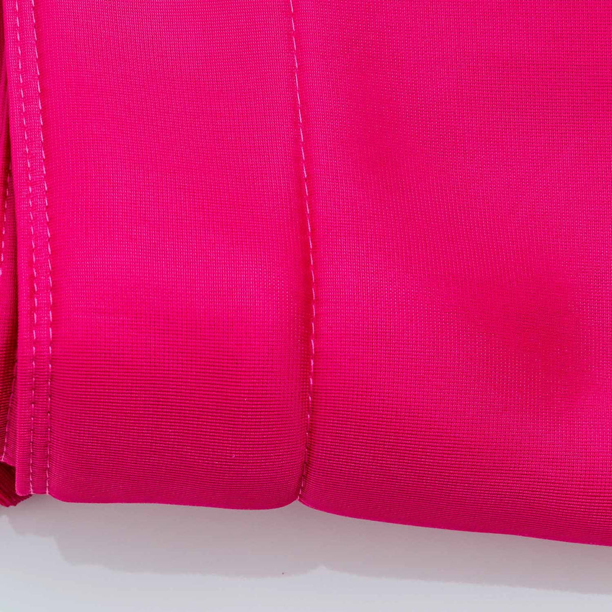 Housse  pouf piscine rectangulaire vide Rose micro-perforée pour évacuer l’eau, tissu rose