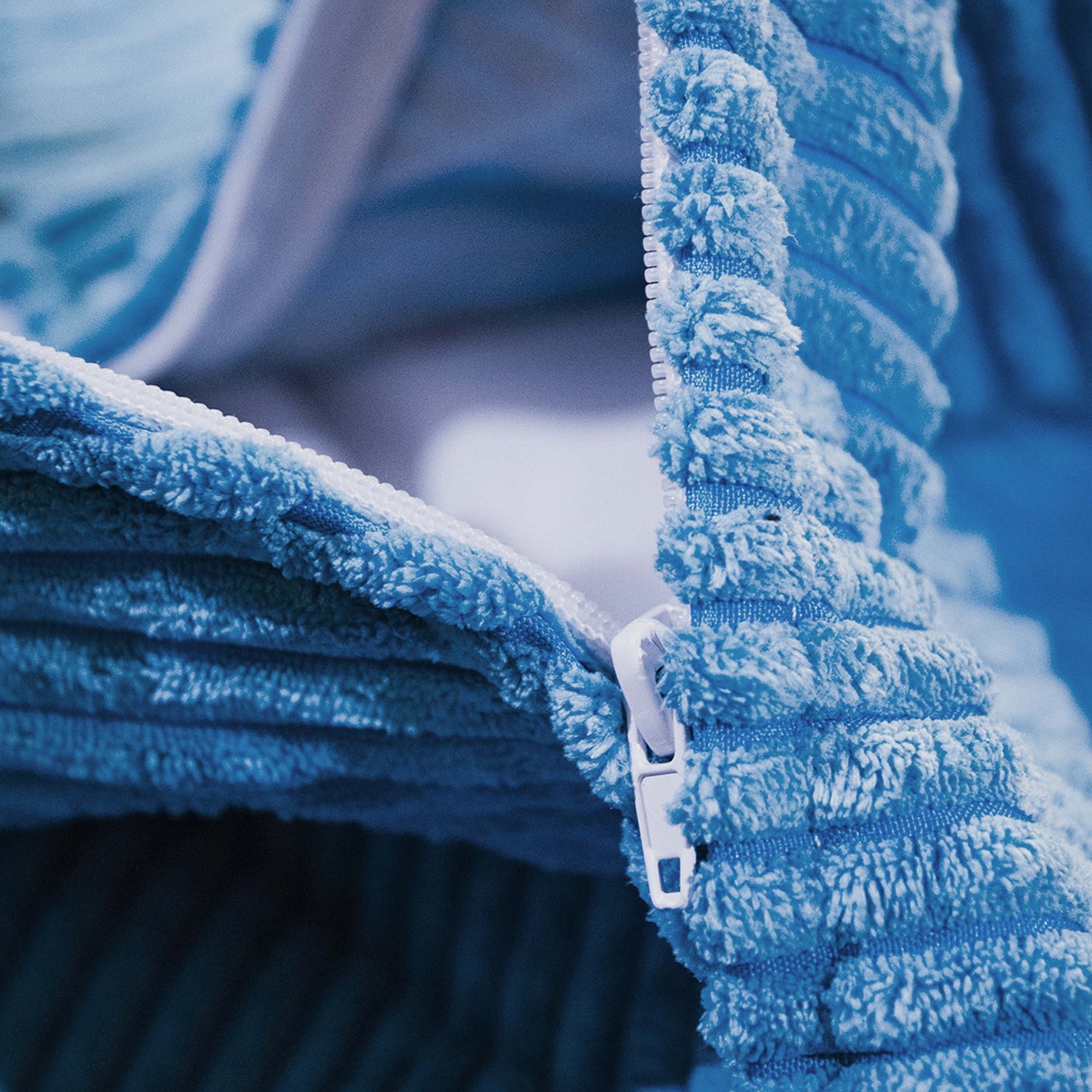 Sitzwürfel Cordvelours Himmelblau