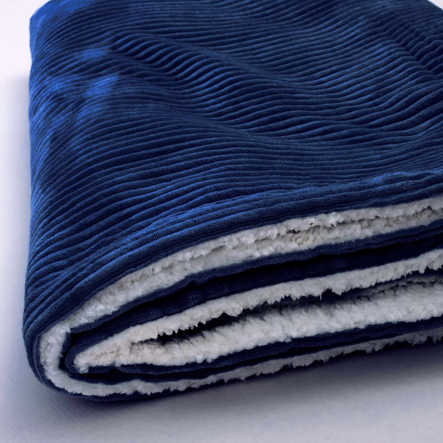 Corduroy Velvet Navy Blue Reversible Sherpa Throw – 180×140 cm