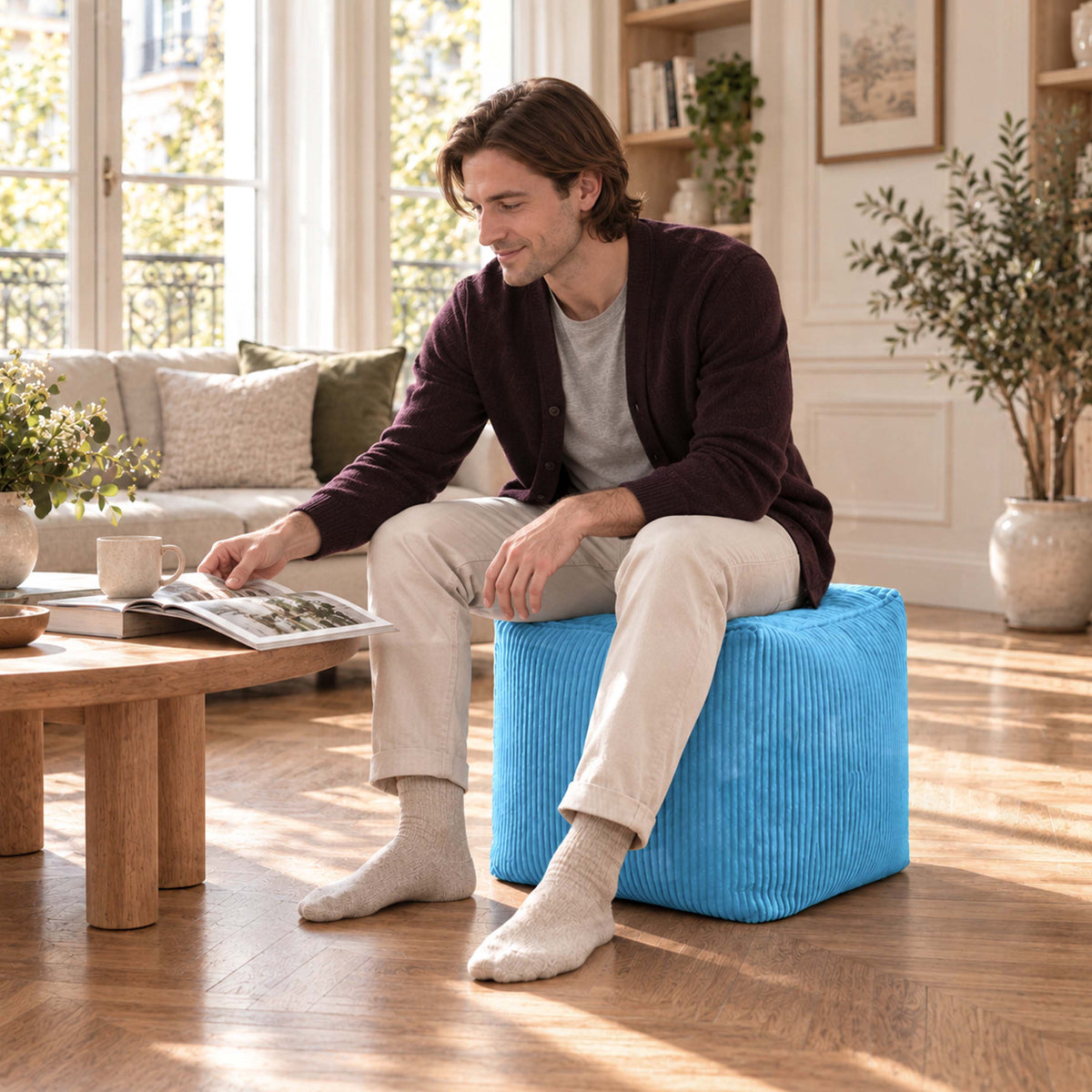 pouf cube velours côtelé bleu ciel déhoussable, pouf carré bleu ciel en velours côtelé, assise d’appoint et repose-pieds