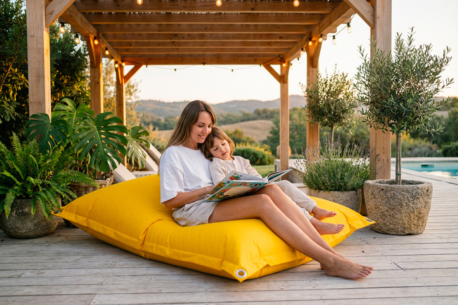 pouf-exterieur-big52-ironraw-jaune-maman-enfant