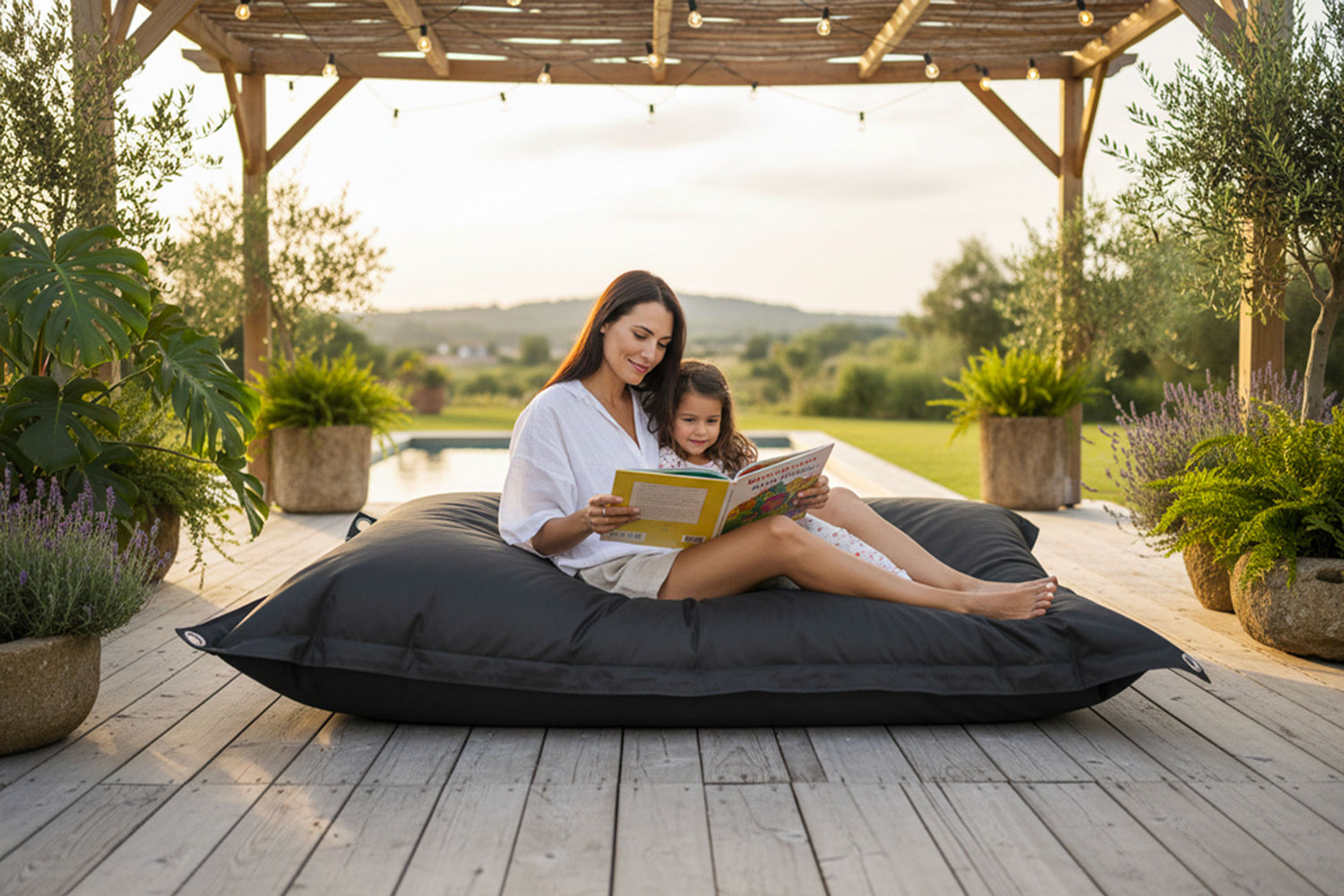 Black Outdoor Pouf IRON RAW