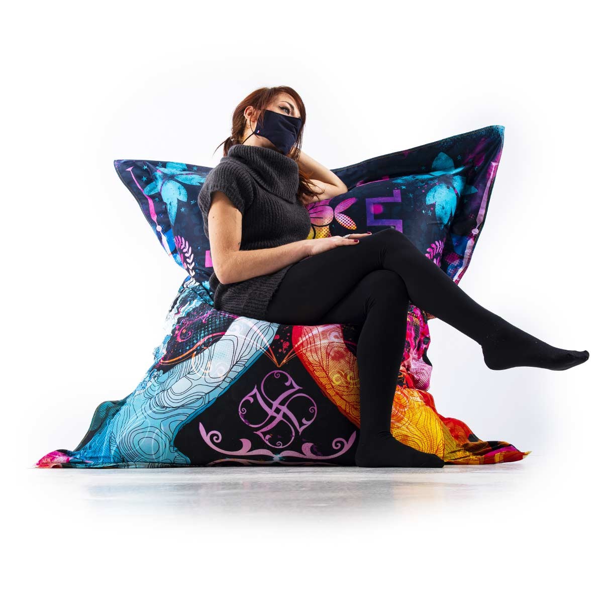 Pouf Géant ART52® - Gods And Humans : pouf géant design coloré, coussin artistique pour intérieur (photo)