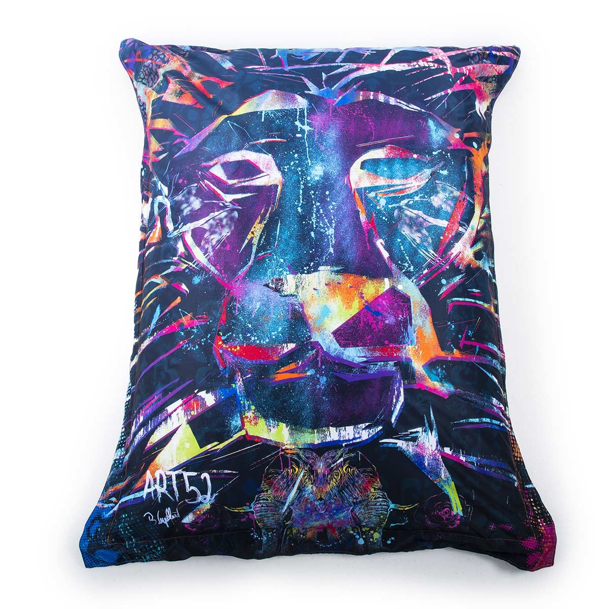 Pouf Géant ART52® - Lion Graf, coussin géant imprimé art numérique, série limitée 50 exemplaires, signé Benjamin Cupillard