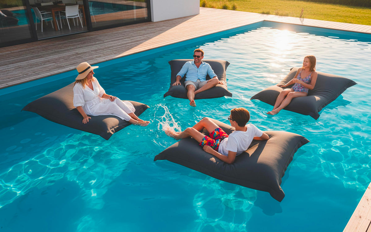 Pouf Piscine Gris Anthracite déhoussable flottant avec billes de polystyrène XXL, idéal pour se relaxer au bord de la piscine