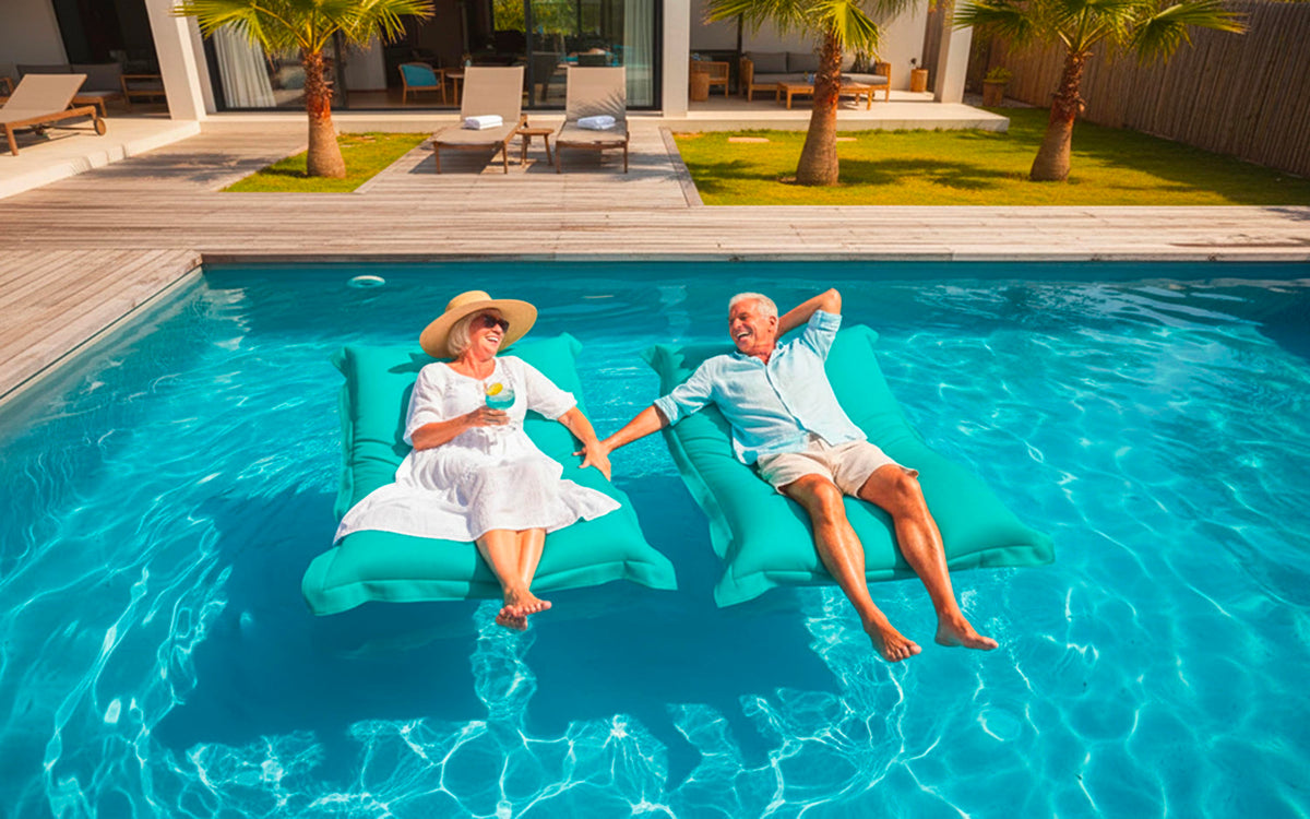 Pouf Piscine Turquoise BiG52 déhoussable flottant pour piscine, avec billes de polystyrène XXL, confort dans l’eau
