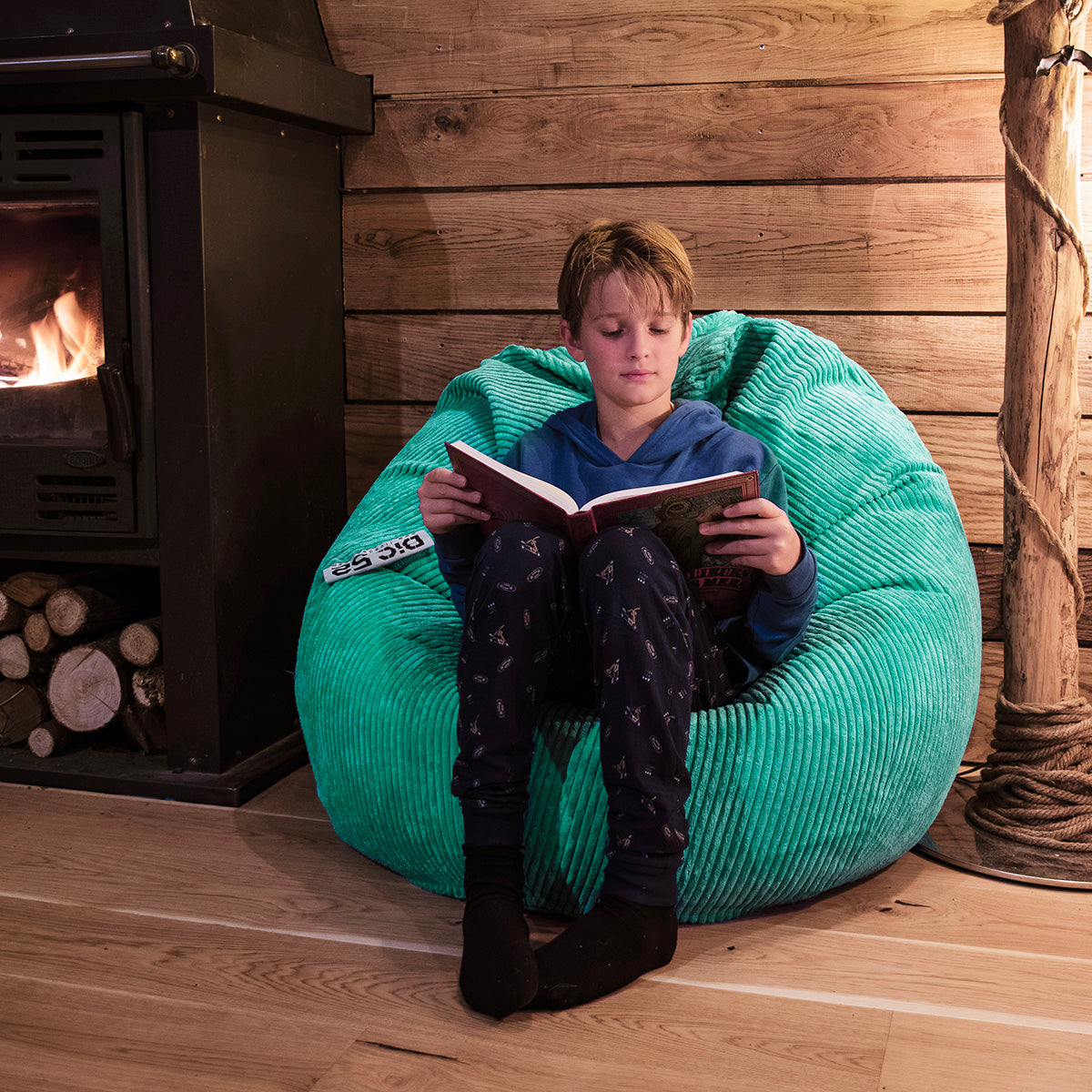 Samt Cord Pouf Birnenform Türkis