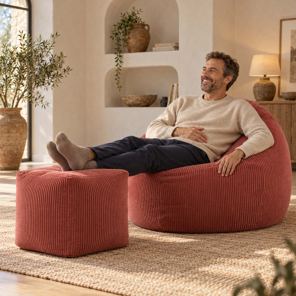 Pouf Poire Velours Côtelé Terracotta : pouf en velours côtelé terracotta, rempli, pour un confort immédiat au salon