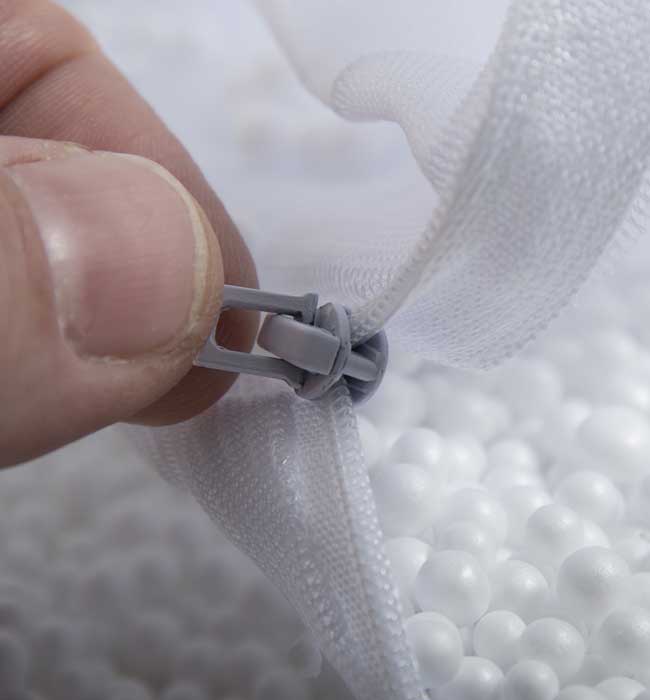 Riesenhocker ART52® recycelbare Perlen